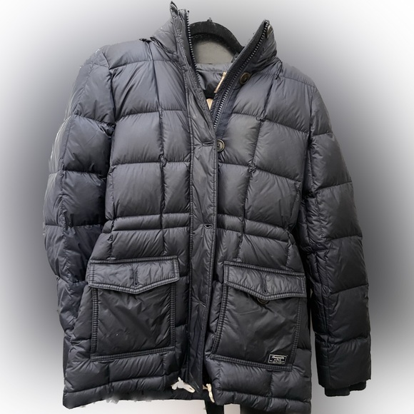 white puffer jacket abercrombie